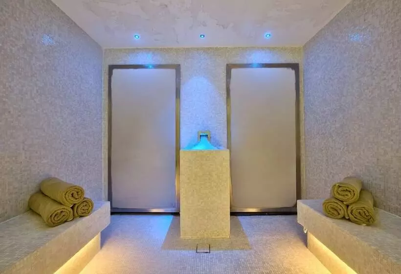 هتل Holm Boutique & Spa Ik Collection