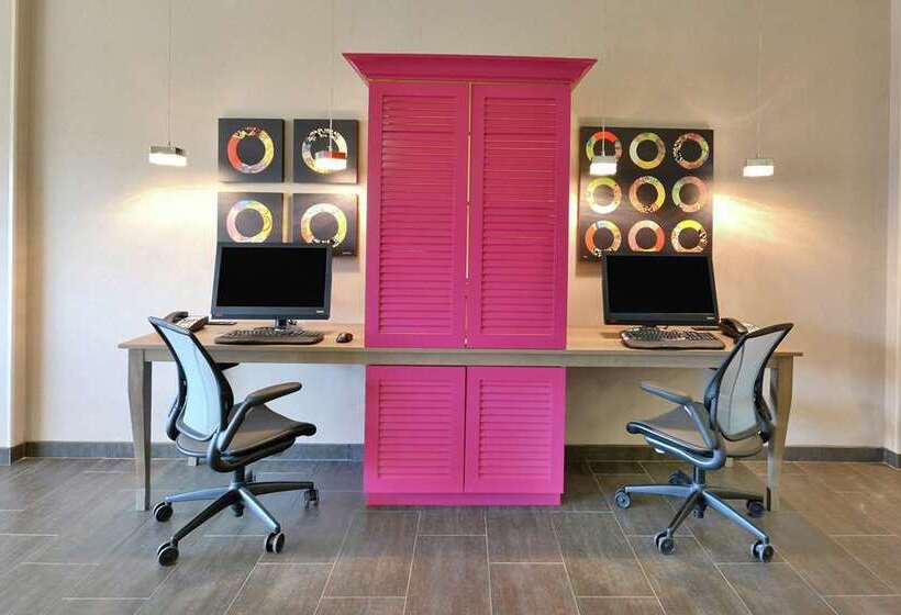 فندق Home2 Suites By Hilton Duncan