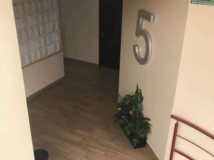 Отель Jard Inn Adult Only