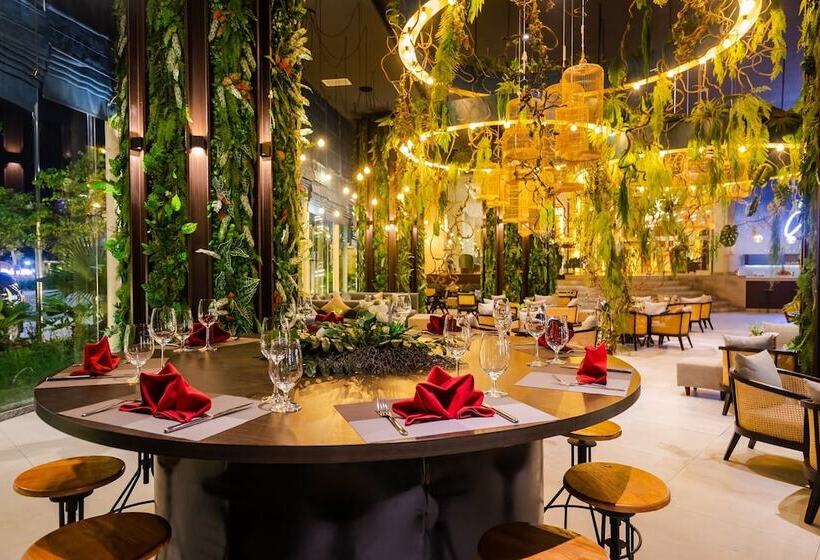 בית מלון כפרי Muong Thanh Grand Ha Long