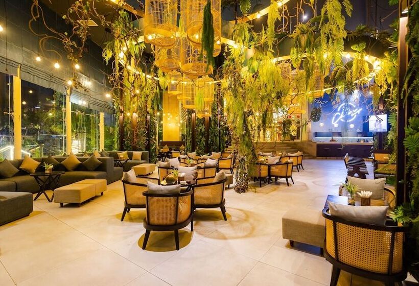 בית מלון כפרי Muong Thanh Grand Ha Long