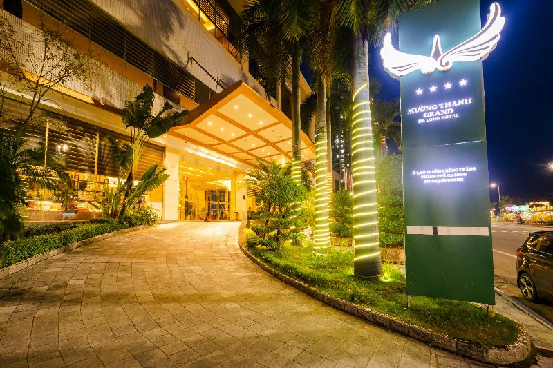 בית מלון כפרי Muong Thanh Grand Ha Long