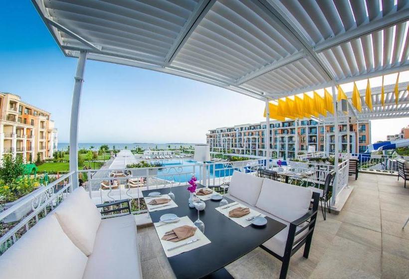 فندق Premier Fort Cuisine   Full Board