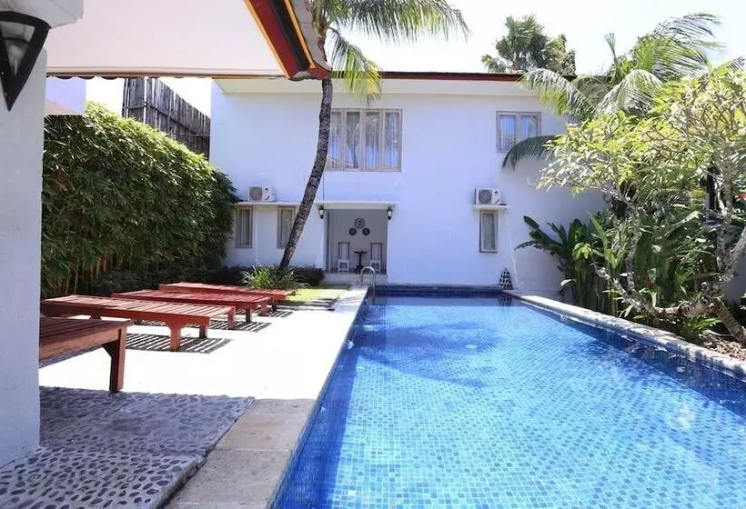 هتل Reddoorz Villa @ Umalas