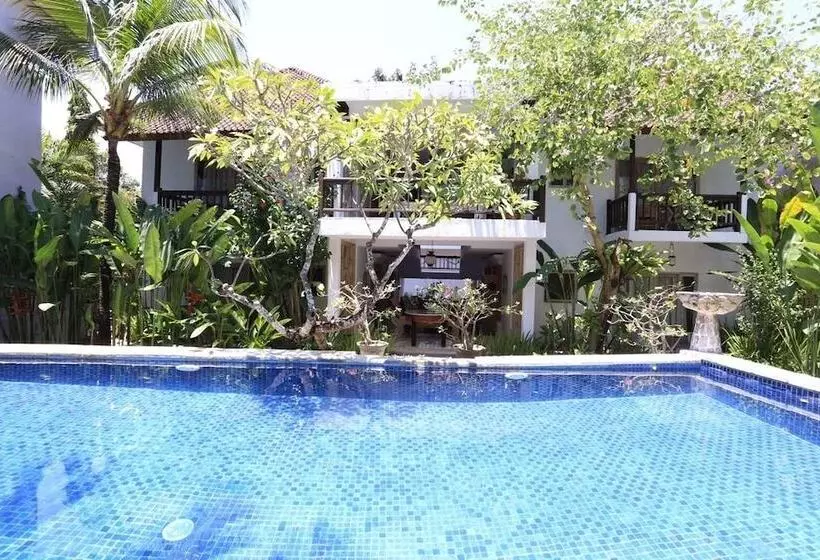 هتل Reddoorz Villa @ Umalas