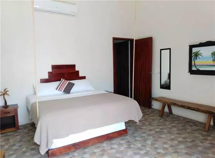 Mahasand Hotel & Hostel
