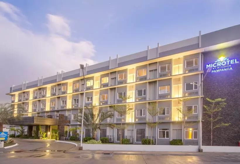 Microtel Inn & Suites By Wyndham San Fernando