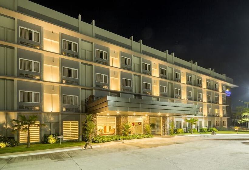 Microtel Inn & Suites By Wyndham San Fernando