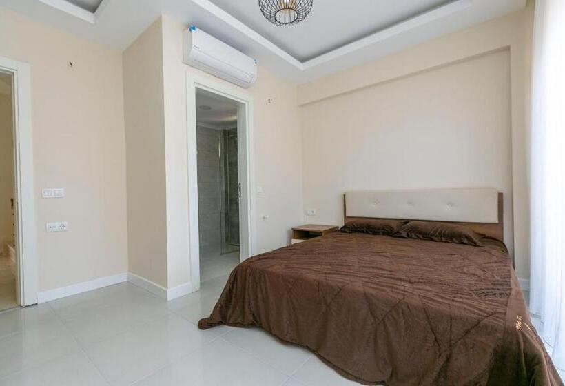 Paradise Town Villa Lisa