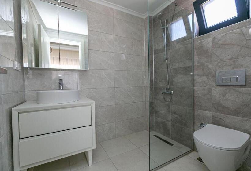 Paradise Town Villa Lisa