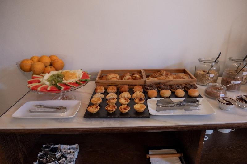 تختخواب و صبحانه Marquês Garden House By Olivia