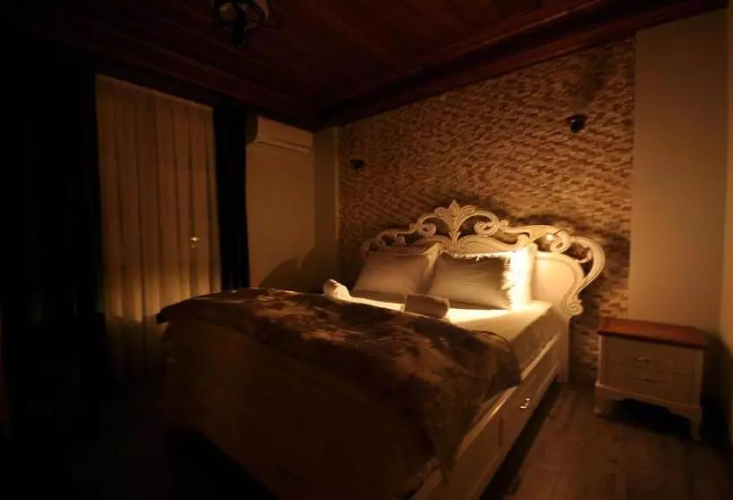 Cunda Svila Otel   Adult Only