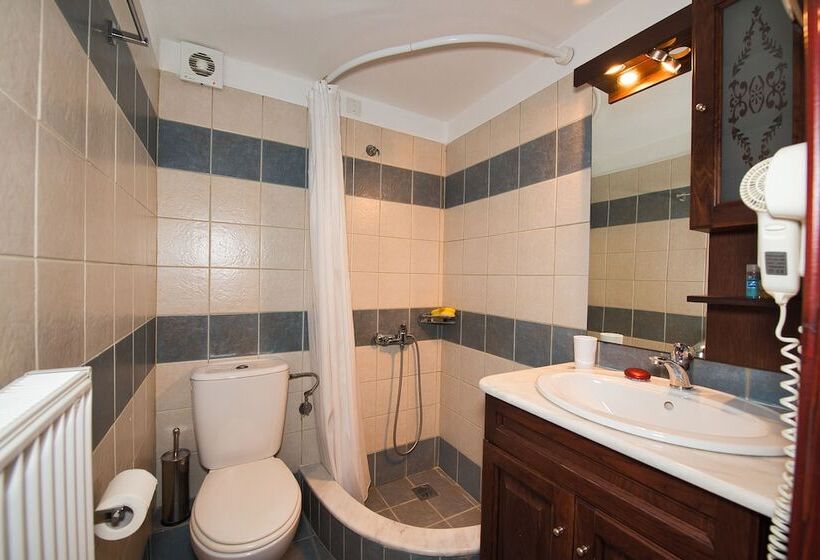 هتل Anemoessa Traditional Village