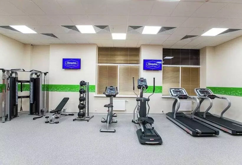 هتل Hampton By Hilton Brest