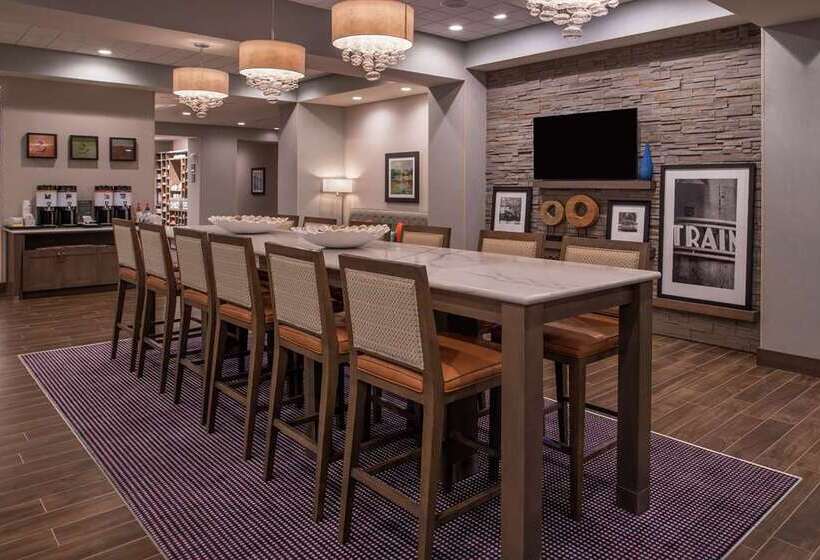 ホテル Hampton Inn Benson