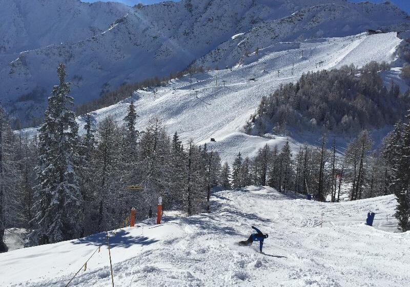 Le Massif Hotel & Lodge Courmayeur The Leading Hotels Of The World