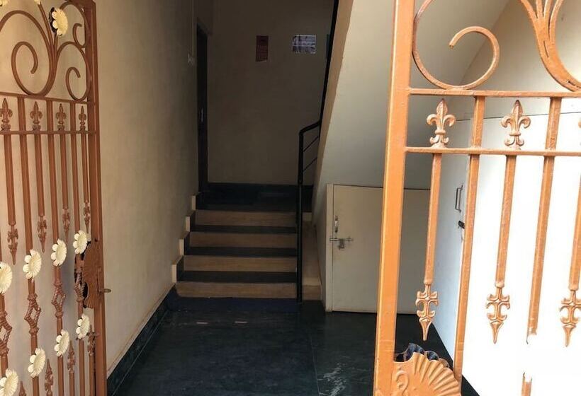 فندق Nirvah Candolim Beach Holiday Stay