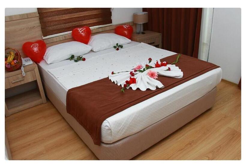 هتل The Marmaris Boutique