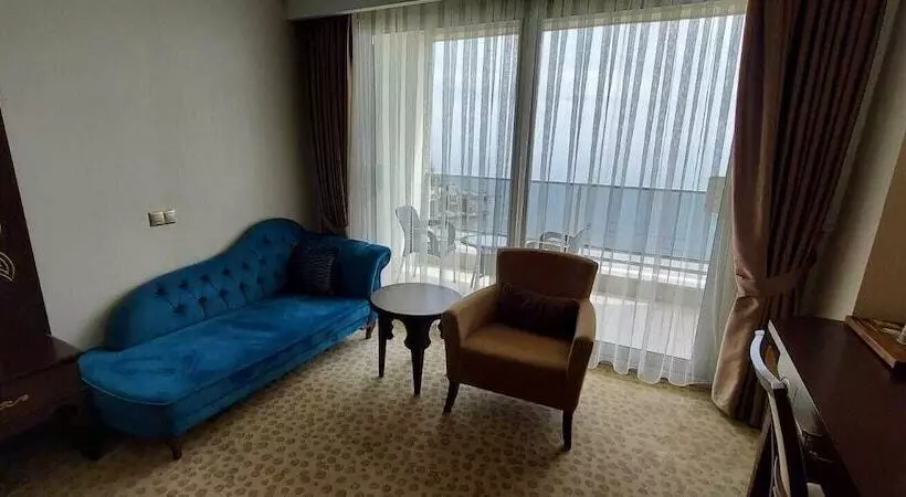 Liparis Resort Hotel & Spa