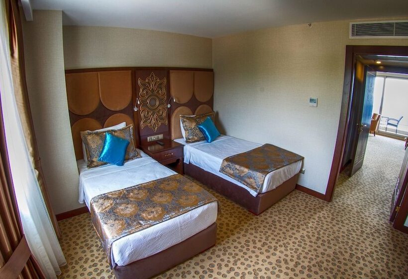 Liparis Resort Hotel & Spa