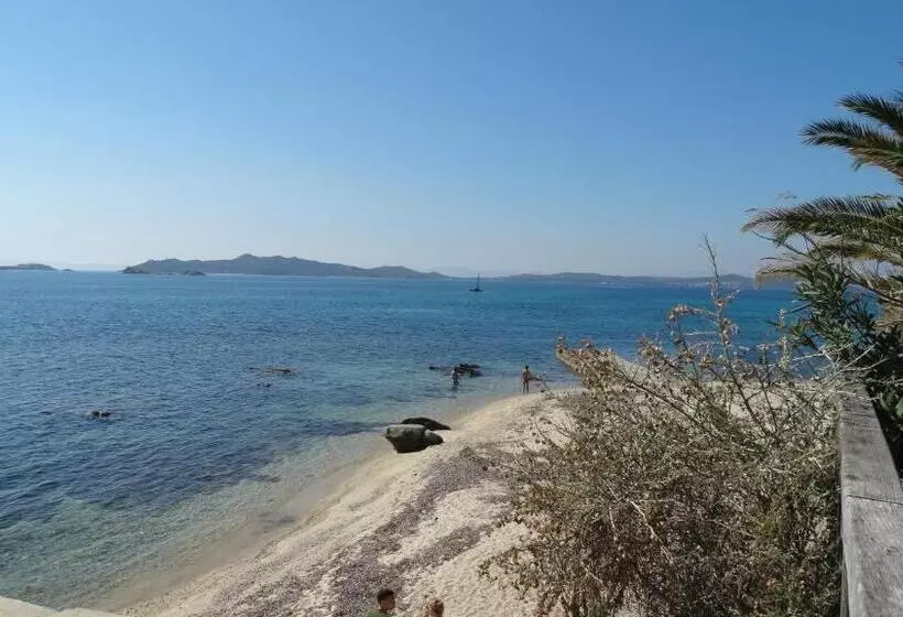 Majatalo Athos Guest House Pansion