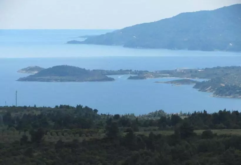 Majatalo Athos Guest House Pansion