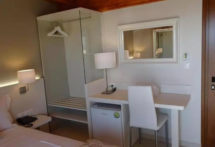 Majatalo Athos Guest House Pansion