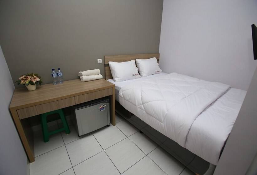 Pansiyon Reddoorz @ Karet Pedurenan 2