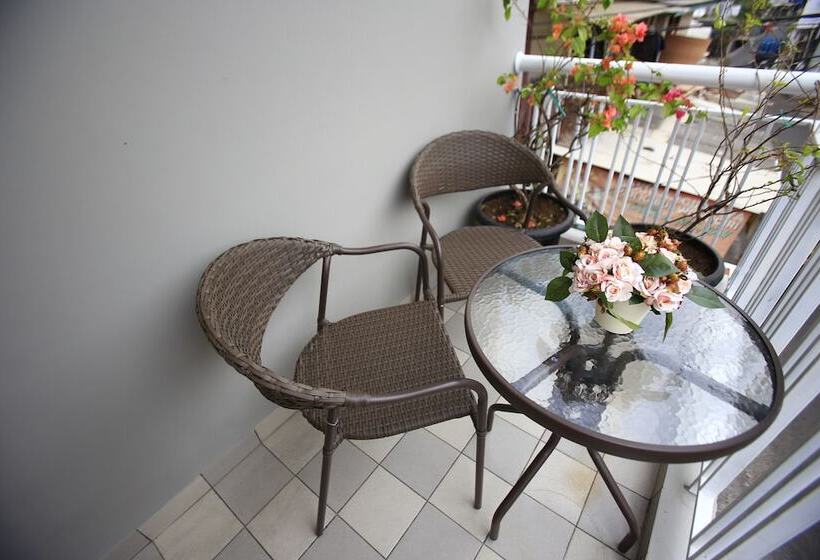 Pansiyon Reddoorz @ Karet Pedurenan 2