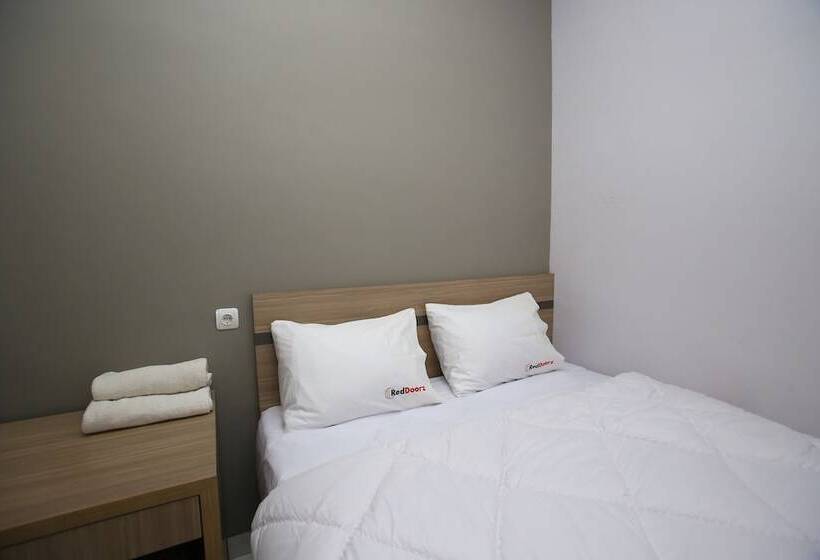 Pansiyon Reddoorz @ Karet Pedurenan 2