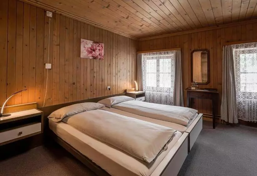 ユースホステル Altavilla, Self Check In