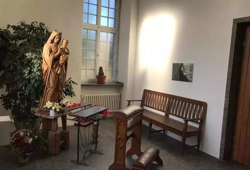 Retkeilymaja Kloster Langwaden