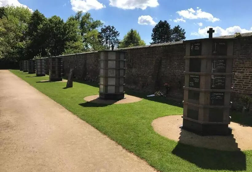 Retkeilymaja Kloster Langwaden