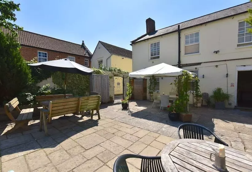 Retkeilymaja The Ilchester Arms Hotel, Ilchester Somerset