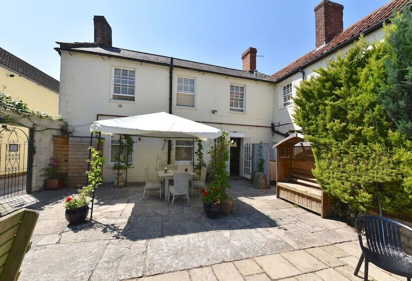 הוסטל The Ilchester Arms Hotel, Ilchester Somerset