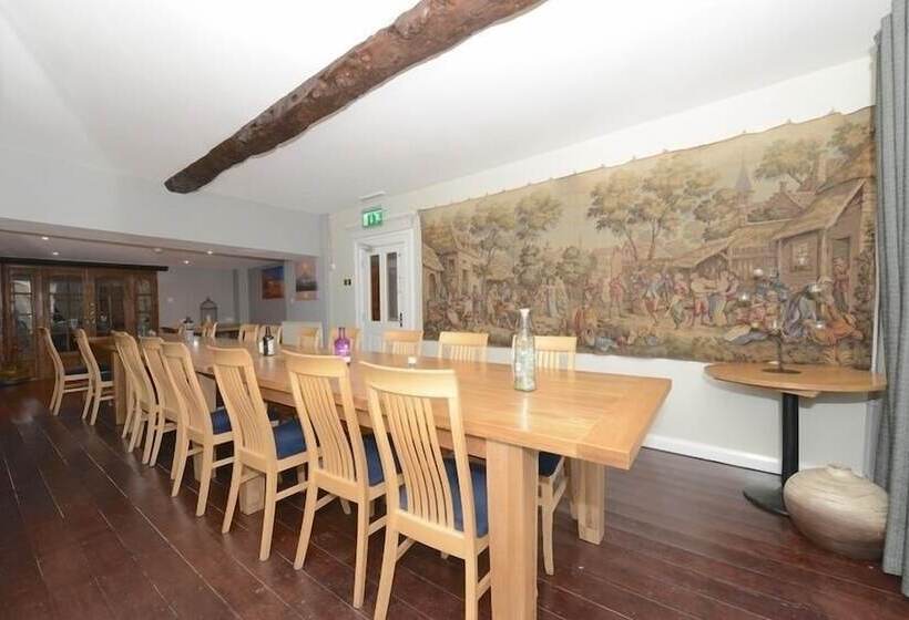 הוסטל The Ilchester Arms Hotel, Ilchester Somerset