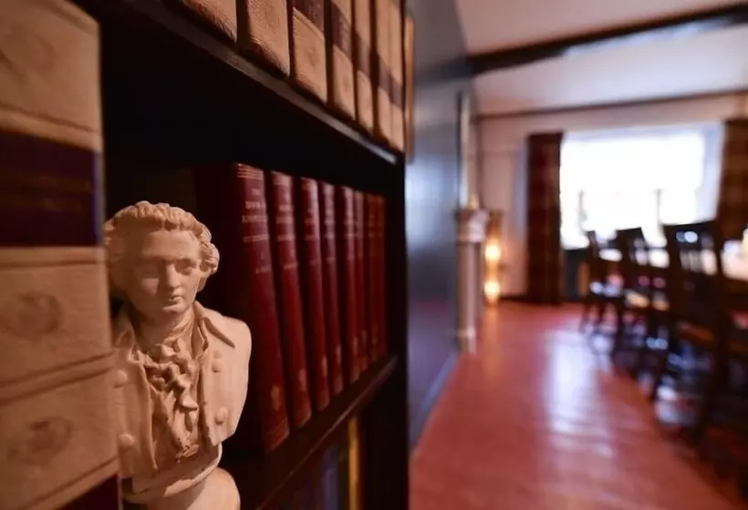 Retkeilymaja The Ilchester Arms Hotel, Ilchester Somerset