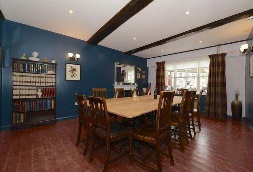 הוסטל The Ilchester Arms Hotel, Ilchester Somerset