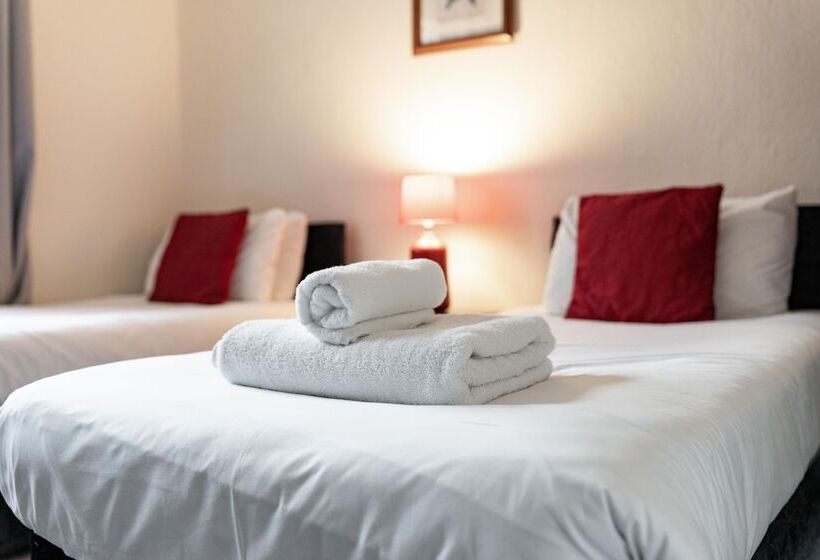 Общежитие The Royal Hotel Crewe, A Brilliant Collection