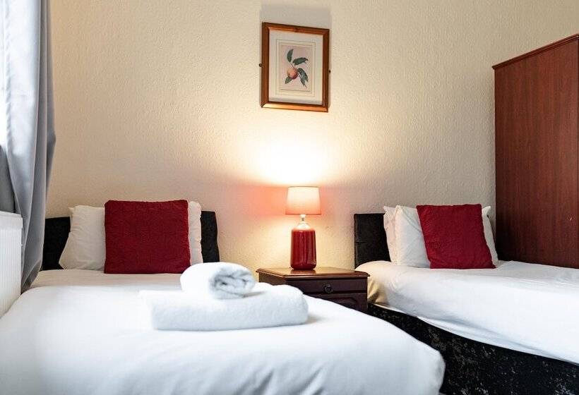 Общежитие The Royal Hotel Crewe, A Brilliant Collection