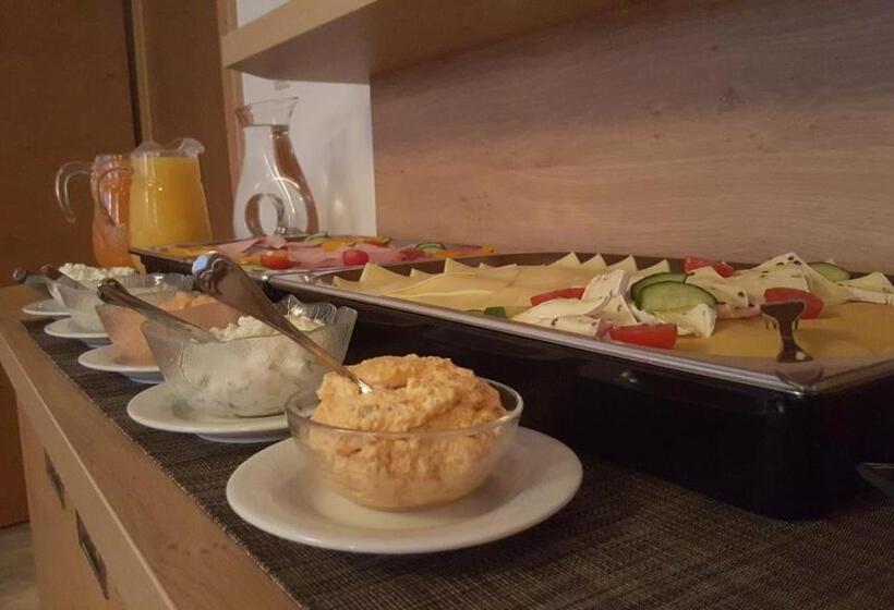 Bed and Breakfast Pension Gstrein