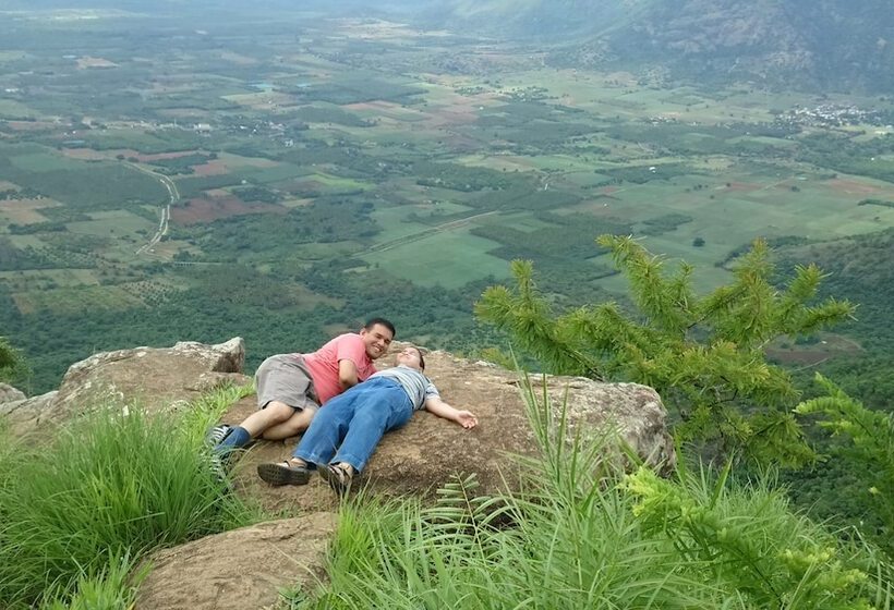 בית מלון כפרי Green Ark Resorts