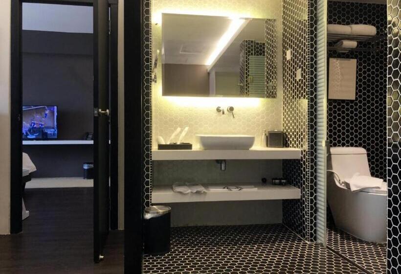 M Roof Hotel & Residences