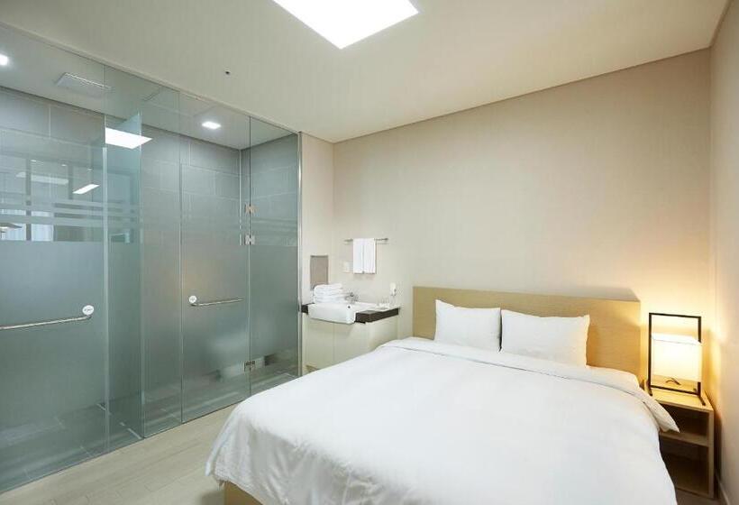 ホテル Pyeongchang The White