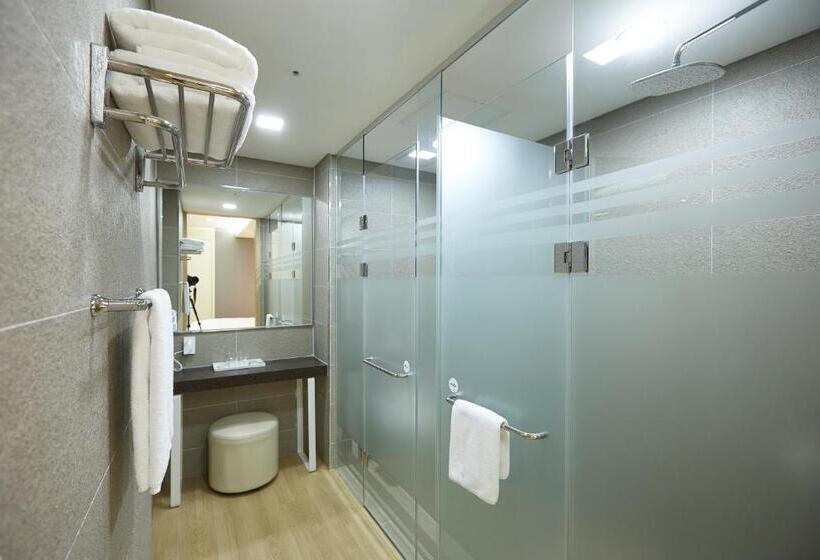 ホテル Pyeongchang The White