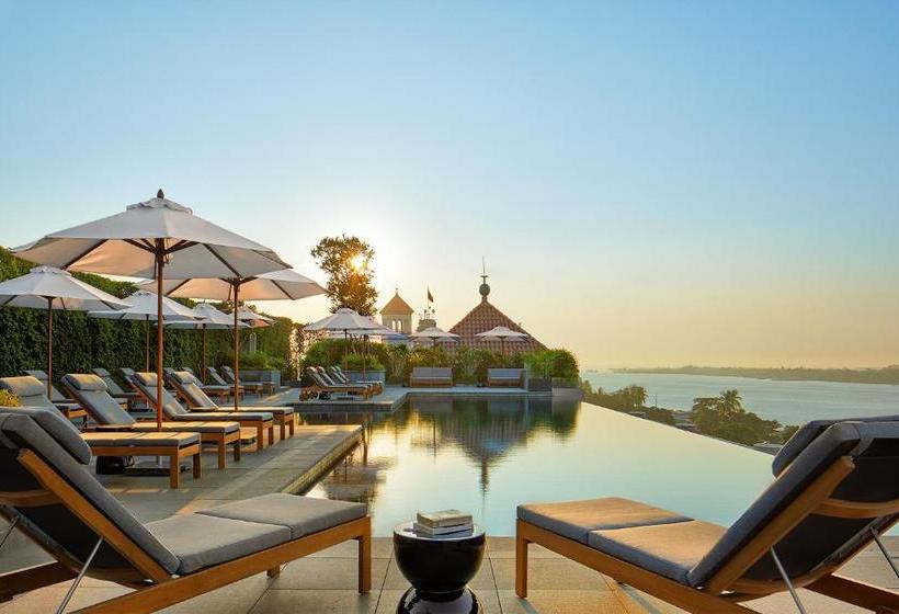 هتل Rosewood Yangon