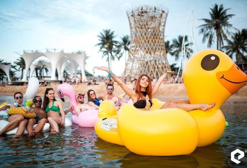 هتل Sunset Sanato Resort & Villas