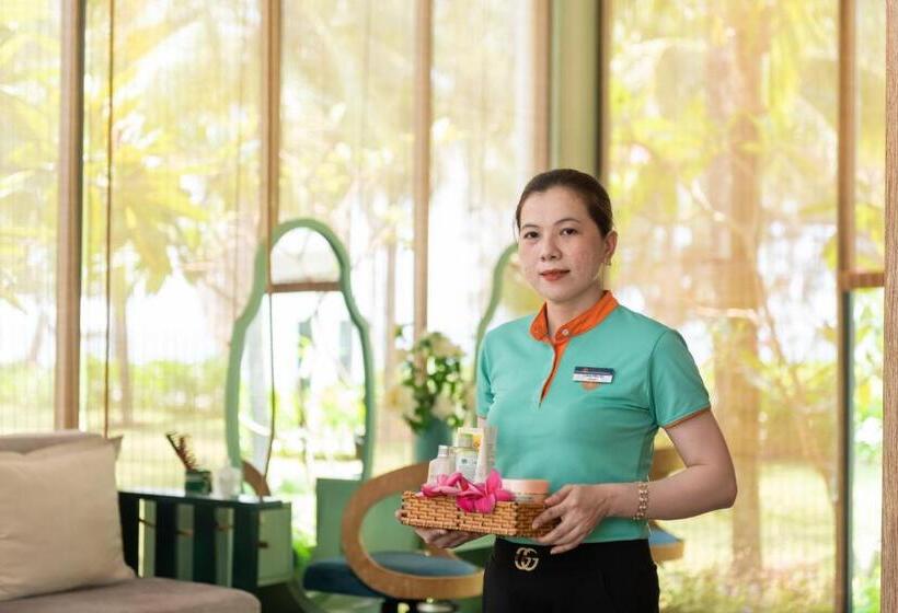 هتل Sunset Sanato Resort & Villas