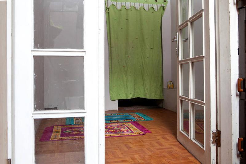 فندق Ten House Guest & Resto By Reddoorz