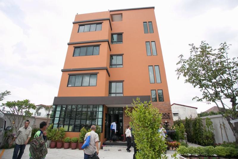 Hotel Zen Rooms Dwell Residence Don Muang